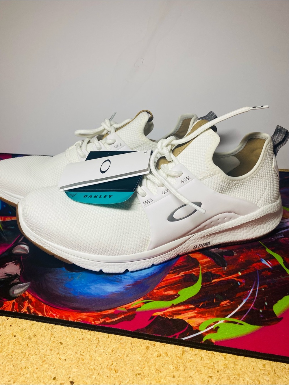 Oakley NWT White and Gray Athletic Sneakers